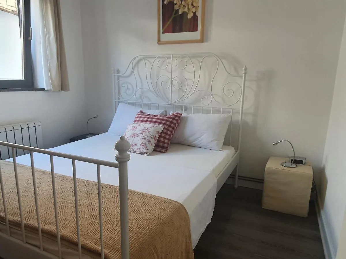 Villa Flora Малинска Апартаменты